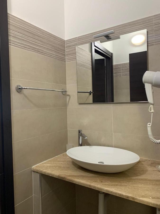 La Gariga Hotel Lampedusa Bagian luar foto