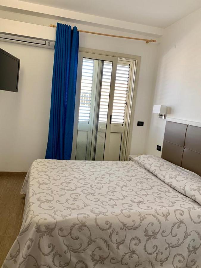 La Gariga Hotel Lampedusa Bagian luar foto