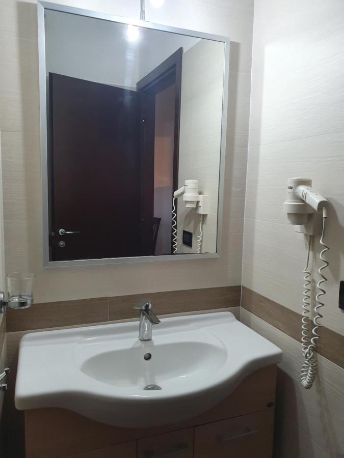 La Gariga Hotel Lampedusa Bagian luar foto